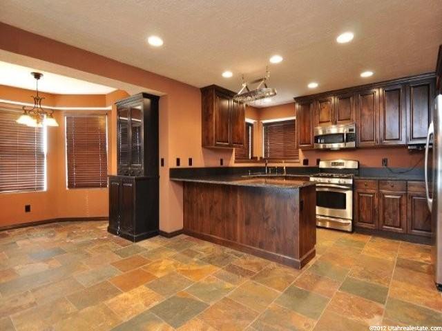 2597 E 6500 S, Uintah, UT 84403 — photo 6