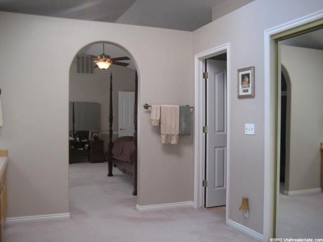 2048 E Bear Mountain Dr, Draper, UT 84020 — photo 11
