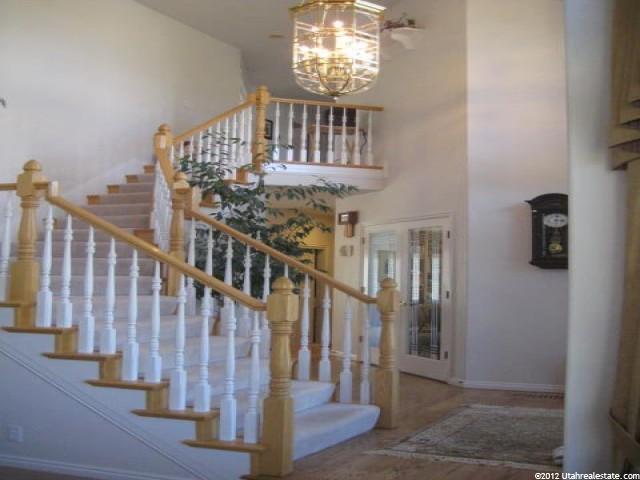 2048 E Bear Mountain Dr, Draper, UT 84020 — photo 7
