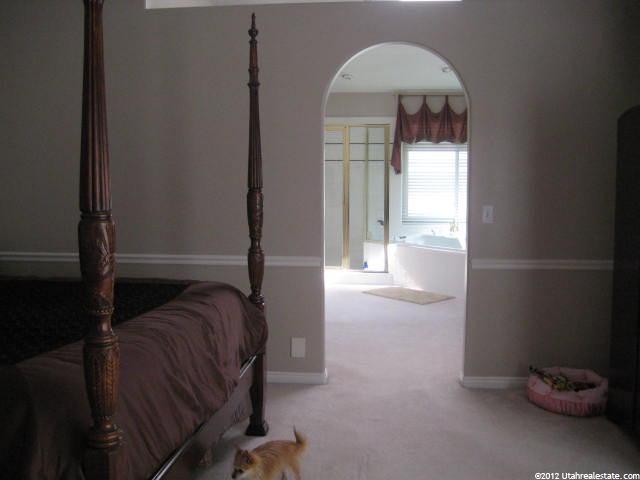 2048 E Bear Mountain Dr, Draper, UT 84020 — photo 9