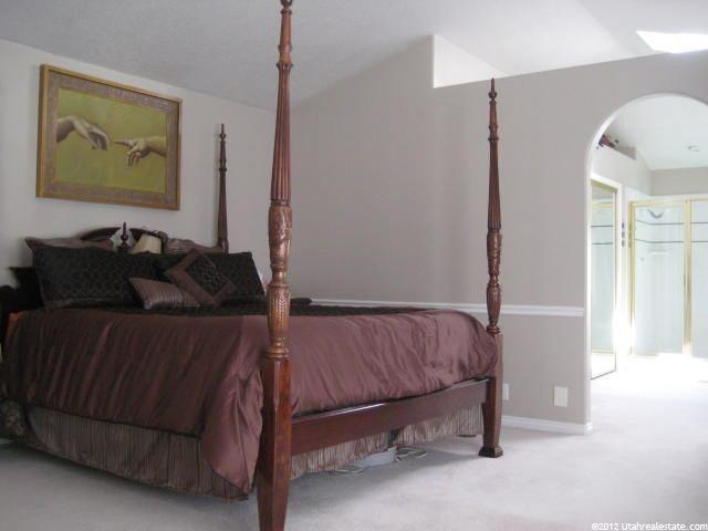 2048 E Bear Mountain Dr, Draper, UT 84020 — photo 10