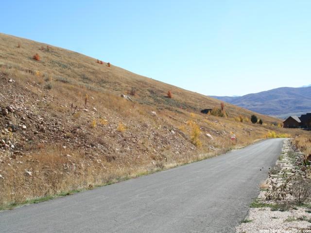 1100 N Maple Dr E, Huntsville, UT 84317 — photo 4