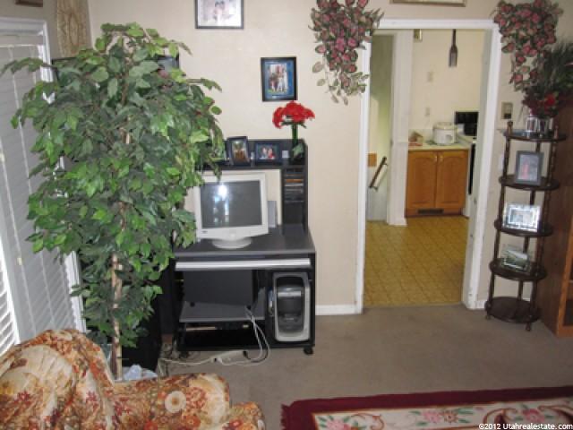 158 E 2600 N, North Logan, UT 84341 — photo 5