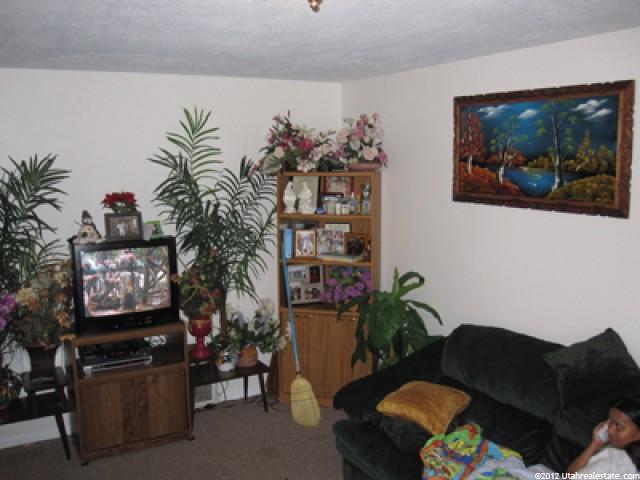 158 E 2600 N, North Logan, UT 84341 — photo 7