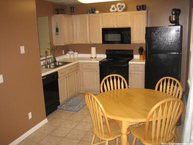 441 E 500 S, Clearfield, UT 84015 — photo 9