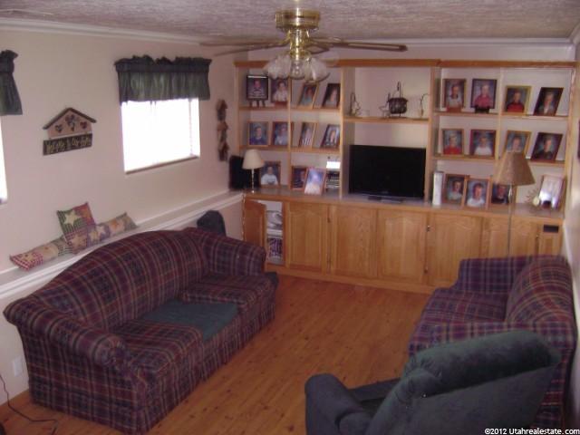 4904 S 3500 W, Roy, UT 84067 — photo 4