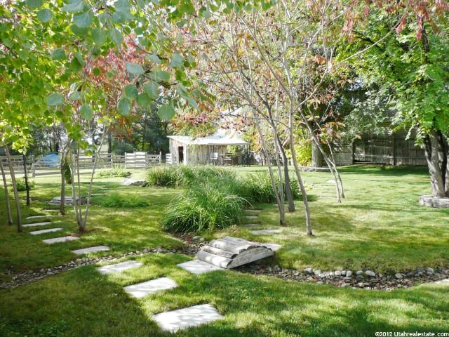 372 E 700 S, River Heights, UT 84321 — photo 9