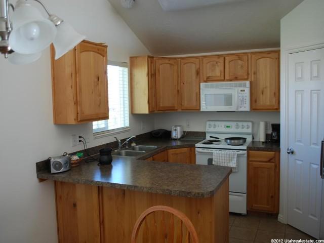 1132 W 2400 N, Clinton, UT 84015 — photo 6
