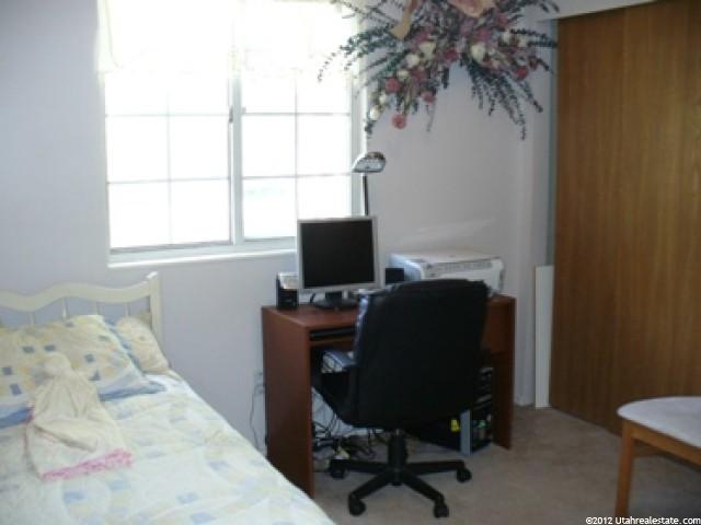 1061 E Cherry Ln, Layton, UT 84040 — photo 7