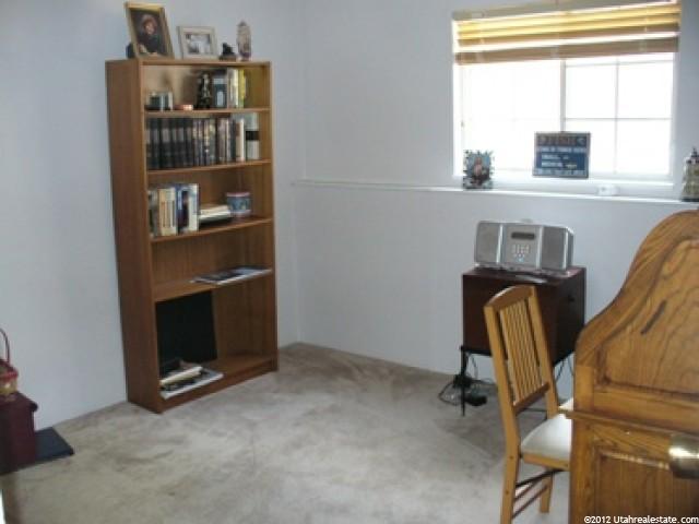 1061 E Cherry Ln, Layton, UT 84040 — photo 9