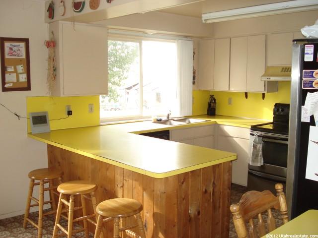 3211 S 2850 W, West Haven, UT 84401 — photo 2