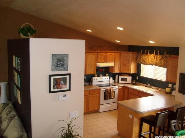 110 E 2325 S, Clearfield, UT 84015 — photo 3