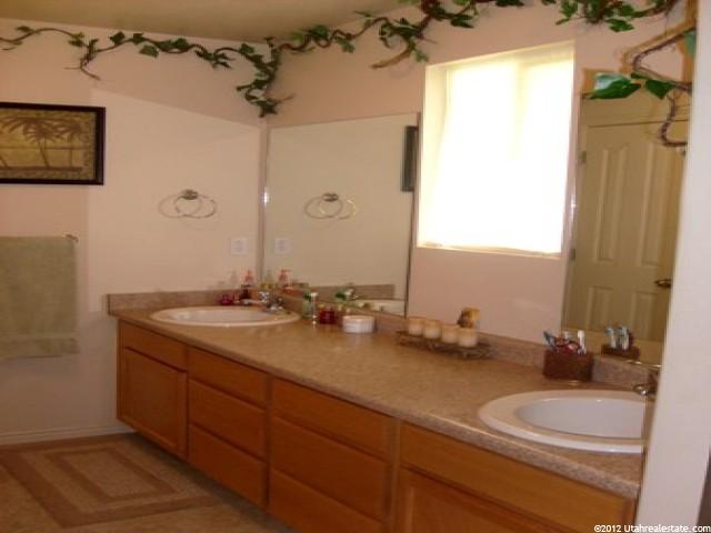 110 E 2325 S, Clearfield, UT 84015 — photo 9