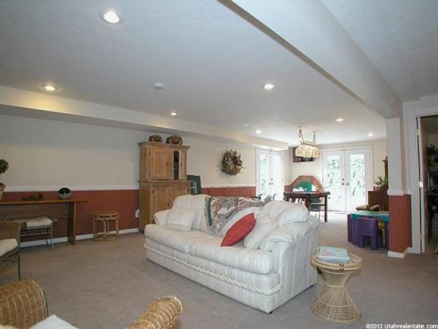 1918 Sutton Commons Cir, Holladay, UT 84121 — photo 8