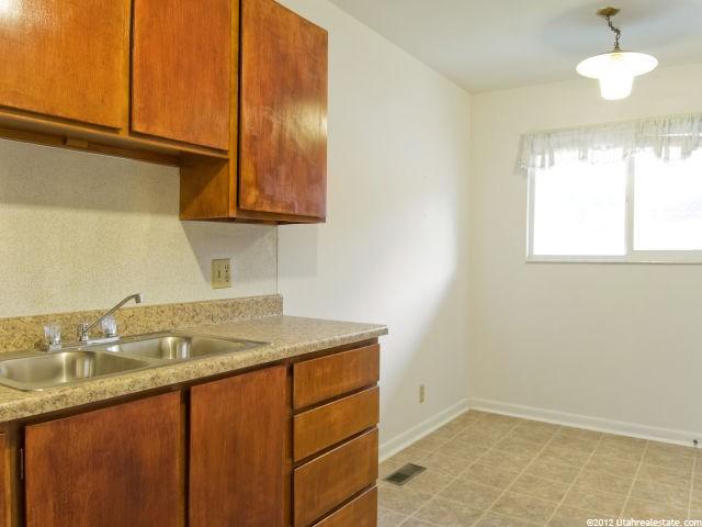 2618 S 200 W, Bountiful, UT 84010 — photo 5