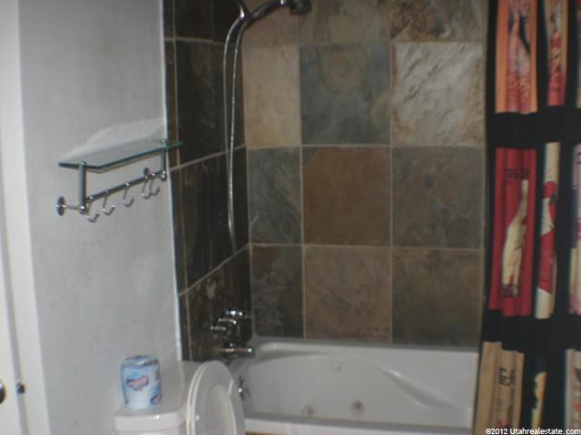 4594 S Stratton Dr, Holladay, UT 84117 — photo 7