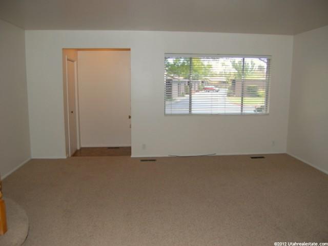 1034 Eastgate Rd, Murray, UT 84117 — photo 2