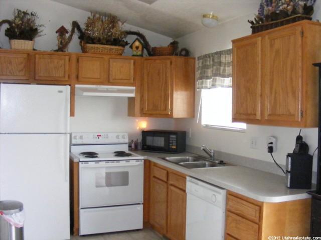 5324 S 4200 W, Roy, UT 84067 — photo 2