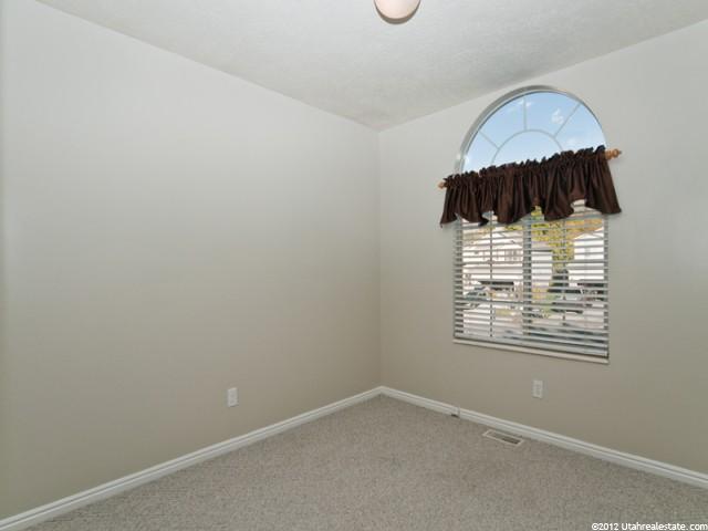 4565 S 975 E, Ogden, UT 84403 — photo 8