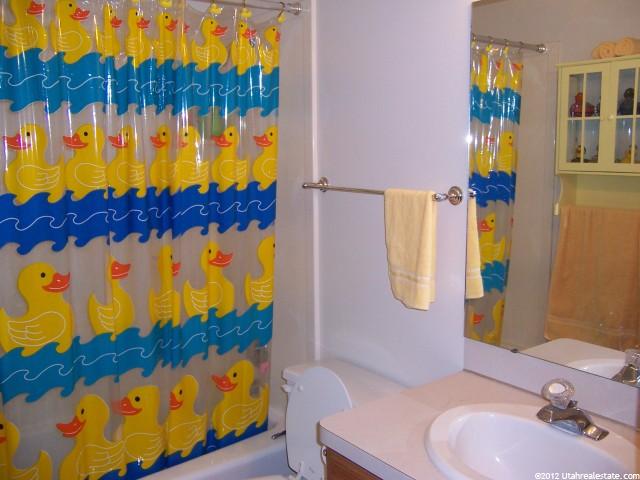 1874 N 750 W, Clinton, UT 84015 — photo 12