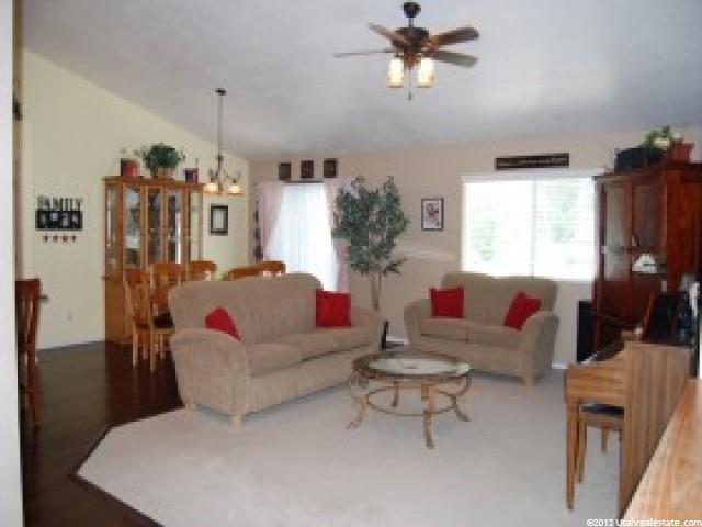 131 E 950 S, Kaysville, UT 84037 — photo 4
