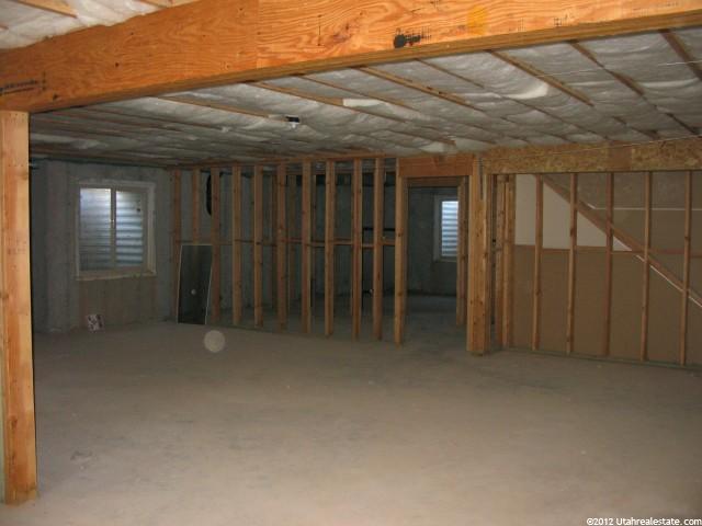 2368 S 825 W, Syracuse, UT 84075 — photo 12