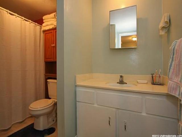 415 E Creekside Cir #B, Murray, UT 84107 — photo 8