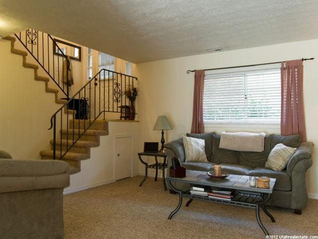 732 E Baker Dr, Midvale, UT 84047 — photo 4