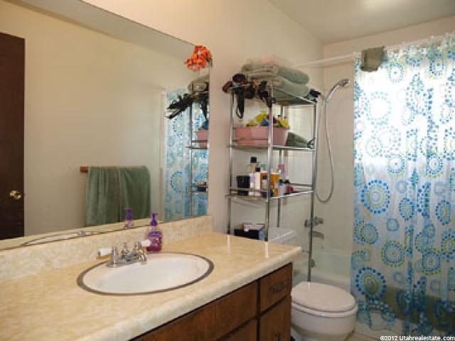 330 N 100 E #5, Bountiful, UT 84010 — photo 3