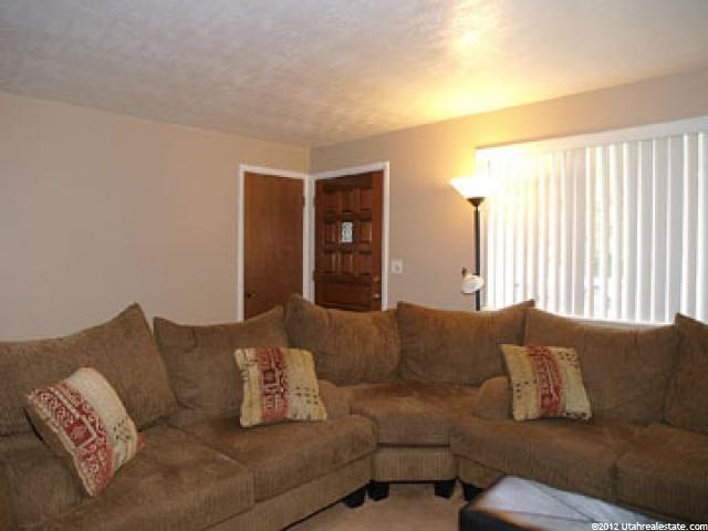 10156 S 440 E, Sandy, UT 84070 — photo 3