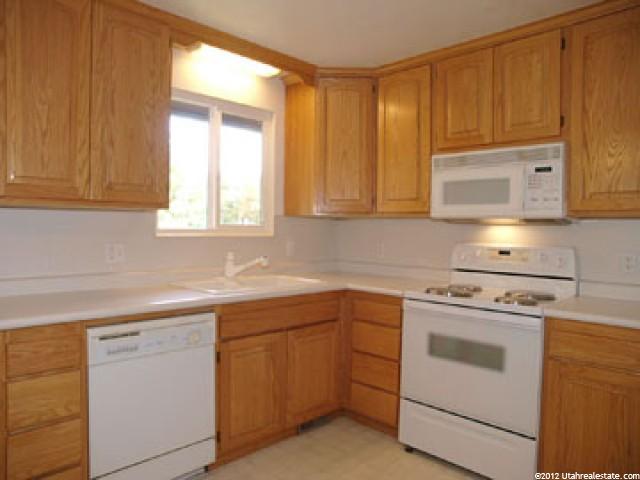 10156 S 440 E, Sandy, UT 84070 — photo 4