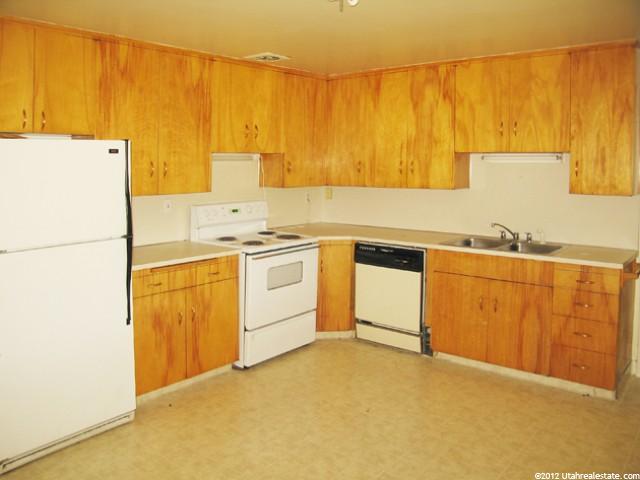255 Chimes View Dr, Ogden, UT 84405 — photo 2