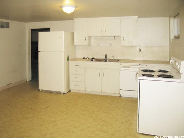 255 Chimes View Dr, Ogden, UT 84405 — photo 9