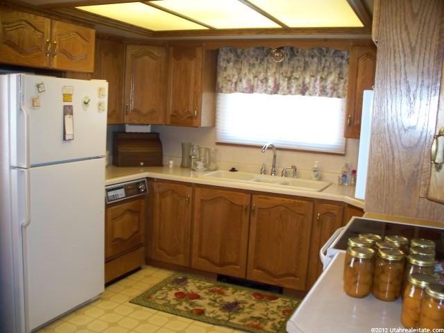 75 N 1150 W, Vernal, UT 84078 — photo 4