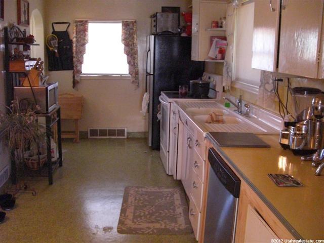 275 E 1000 S, Orem, UT 84058 — photo 3