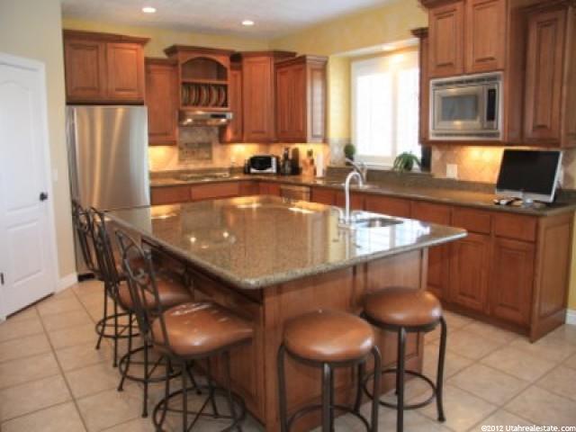 4482 Spring Meadow Dr, Bountiful, UT 84010 — photo 6