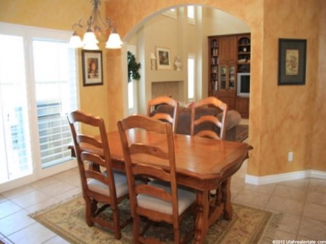 4482 Spring Meadow Dr, Bountiful, UT 84010 — photo 7