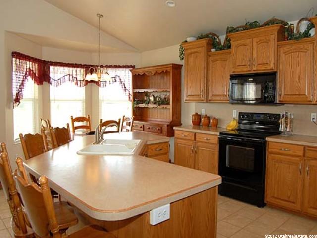 2865 W 3600 N, Farr West, UT 84404 — photo 3