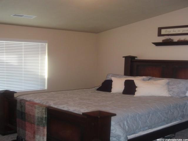 16 E 1100 S, Vernal, UT 84078 — photo 7