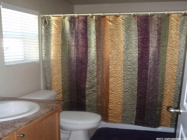16 E 1100 S, Vernal, UT 84078 — photo 8