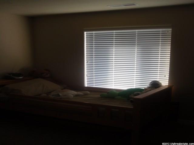 16 E 1100 S, Vernal, UT 84078 — photo 10