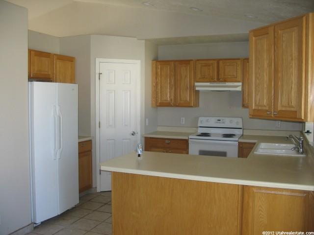 2626 W 3900 S, Roy, UT 84067 — photo 3