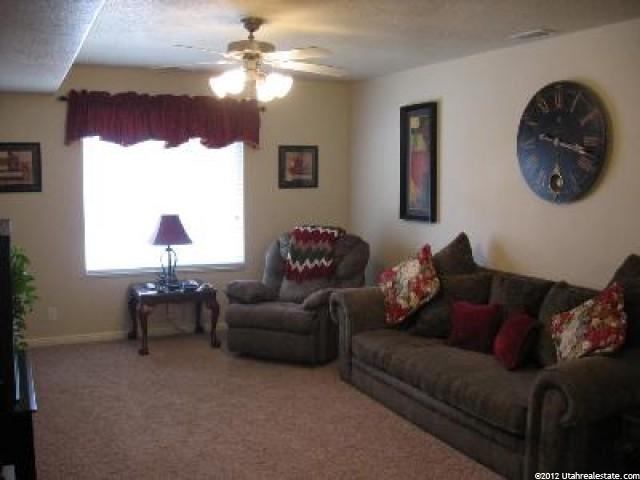 1684 S 1085 Bnd E, Ogden, UT 84404 — photo 2