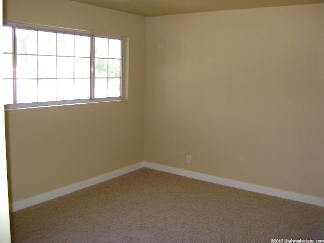 9434 S Poppy Ln E, Sandy, UT 84094 — photo 11