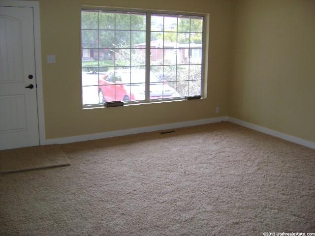 9434 S Poppy Ln E, Sandy, UT 84094 — photo 8