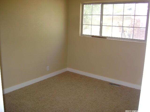 9434 S Poppy Ln E, Sandy, UT 84094 — photo 9