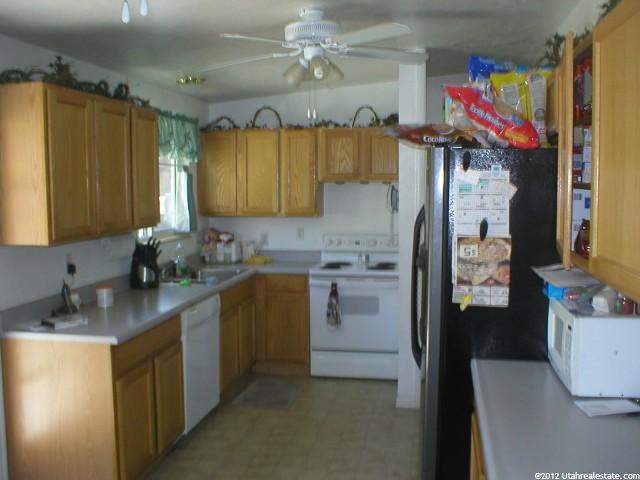 5746 S 2550 W, Roy, UT 84067 — photo 3