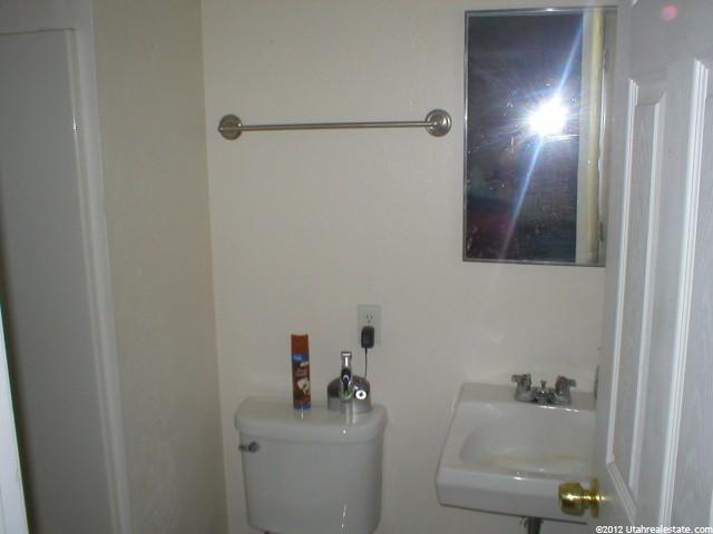 5746 S 2550 W, Roy, UT 84067 — photo 7