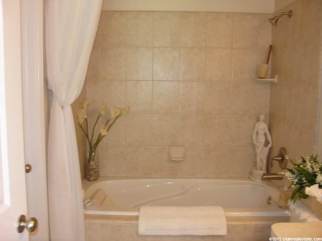 89 Hillsborough Dr, Pleasant View, UT 84414 — photo 11