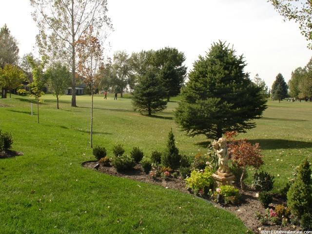 89 Hillsborough Dr, Pleasant View, UT 84414 — photo 4